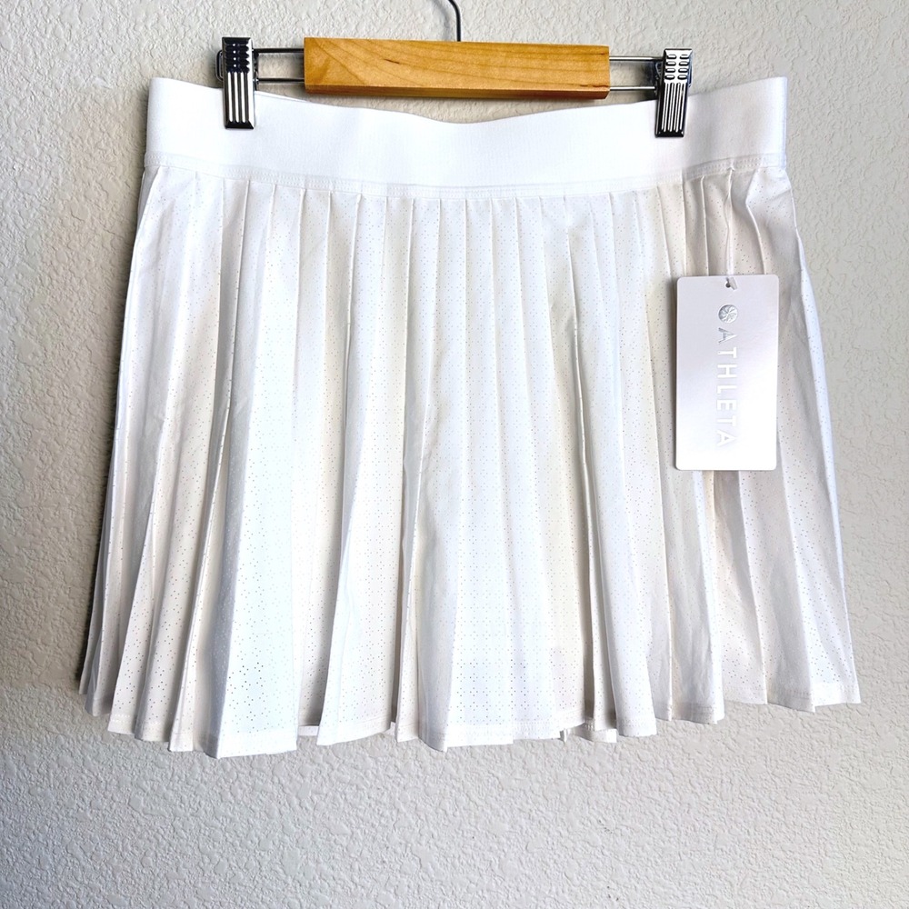 Athleta Match Point Pleated Lasercut Skort White Tennis Golf Skirt Womens Size M